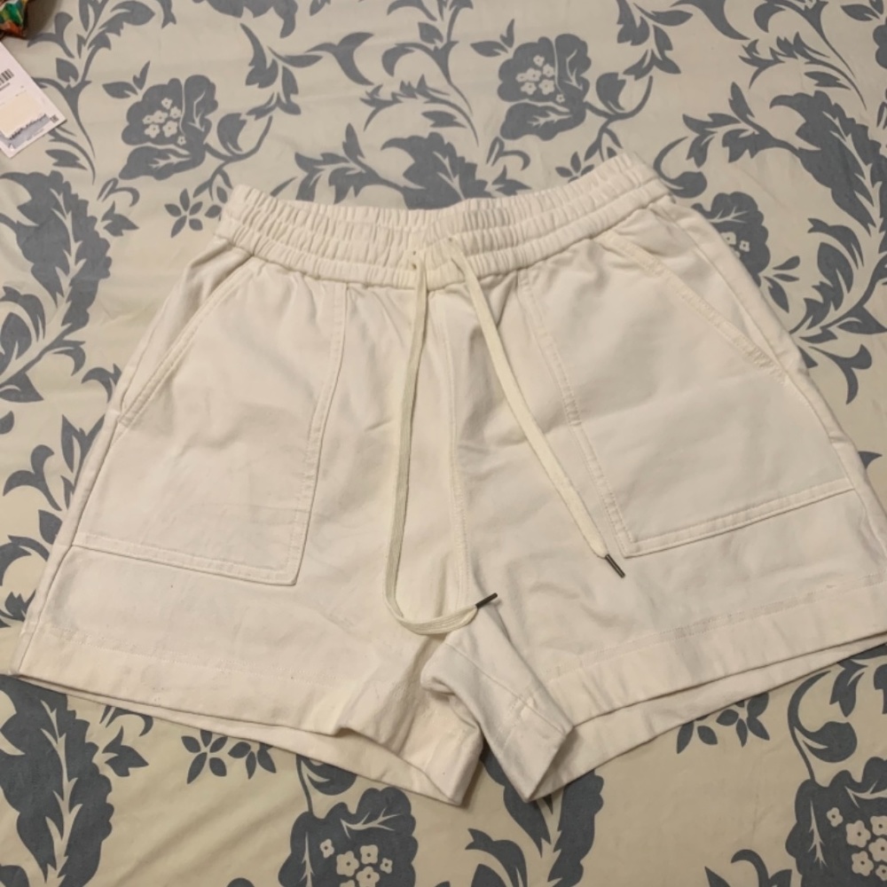 Short - Picture 2 of 2